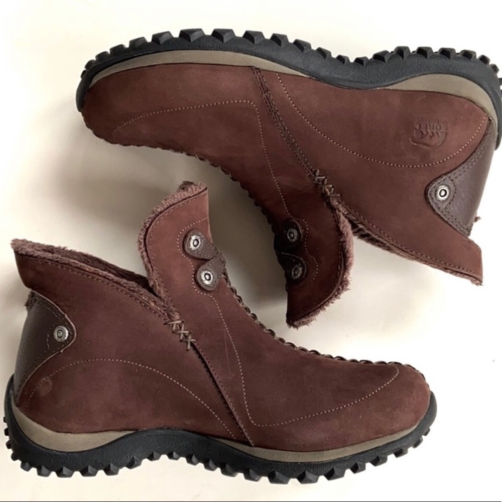 EUC Sorel leather boots